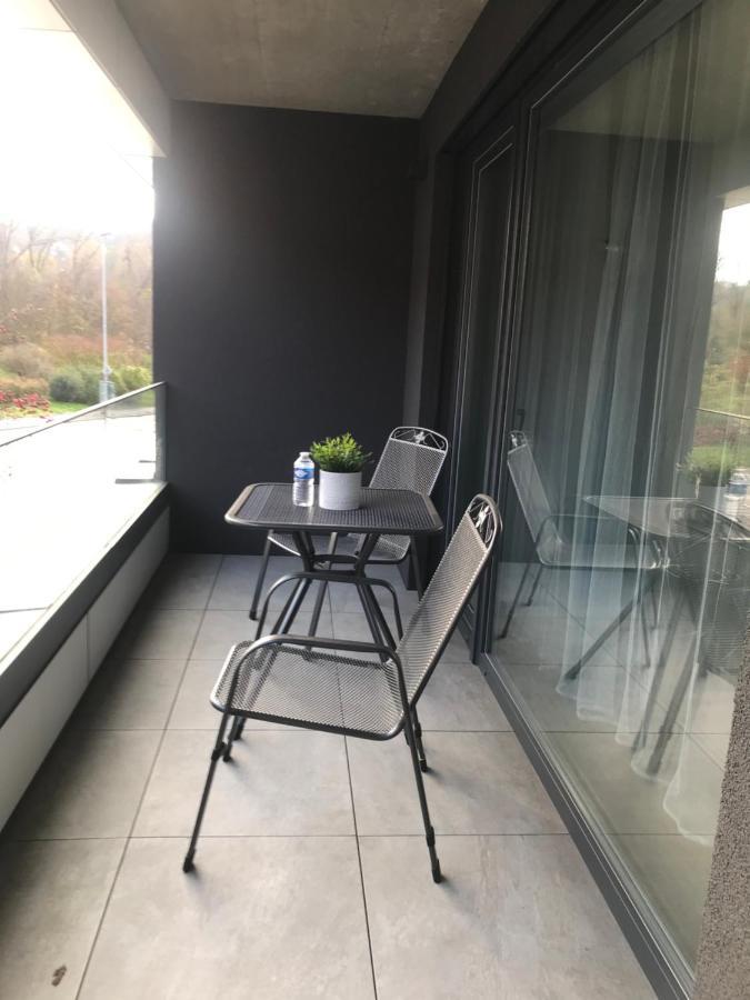 Apartmantplus01 Praag Buitenkant foto