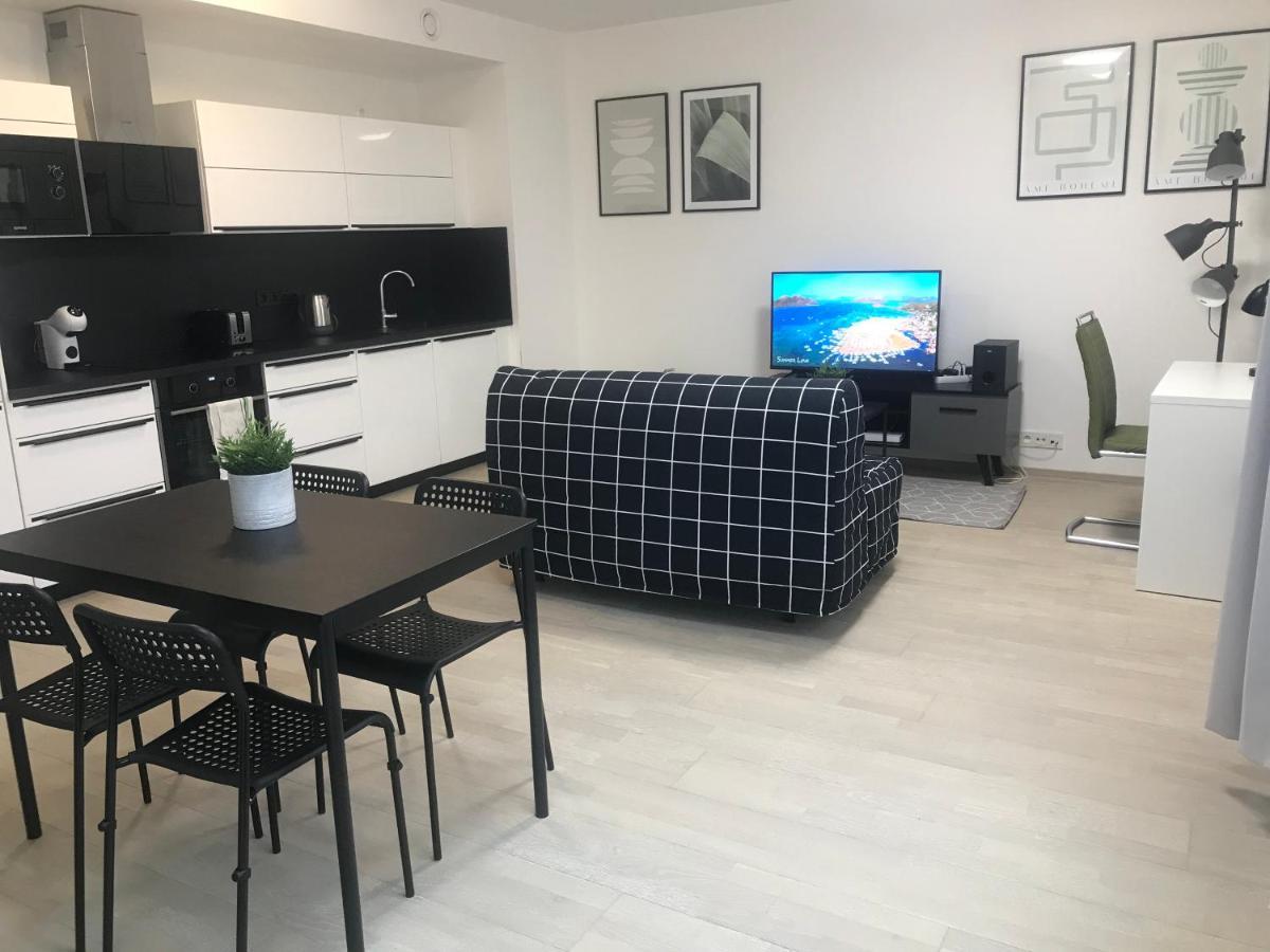 Apartmantplus01 Praag Buitenkant foto